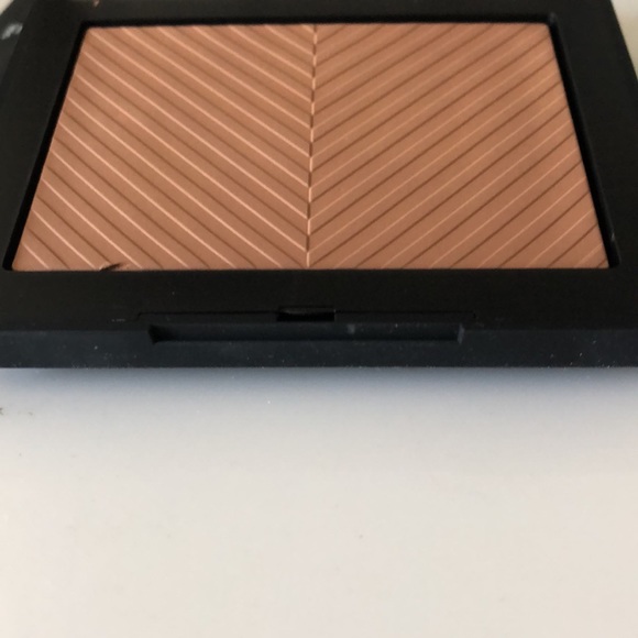 NEW NARS Sun Wash Diffusing Bronzer - Picture 9 of 10